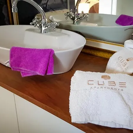 Cube Apartment Vir