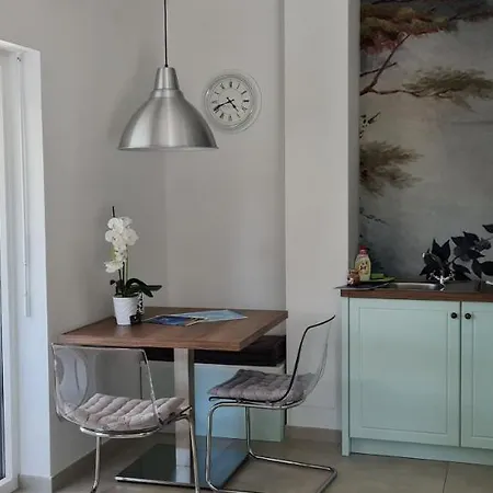 Apartment Cube